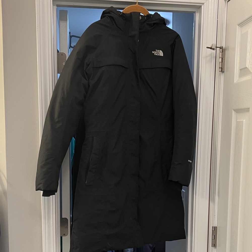 The North Face Black Down and Feather Insulated Coat